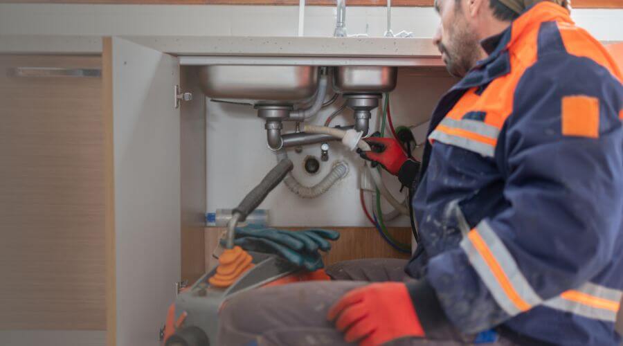 Professional slab leak plumber services in Kennewick, WA